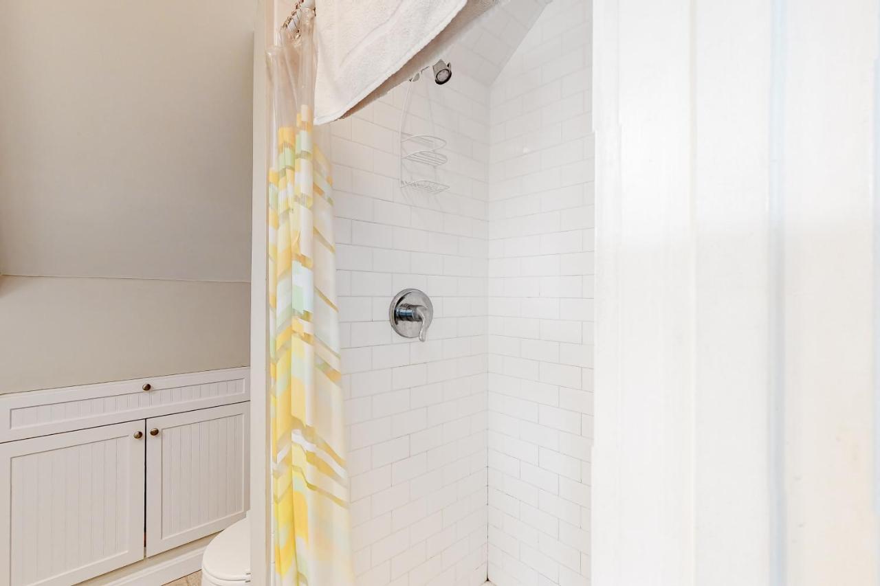 Historic Jewel Apartment Provincetown Exterior foto