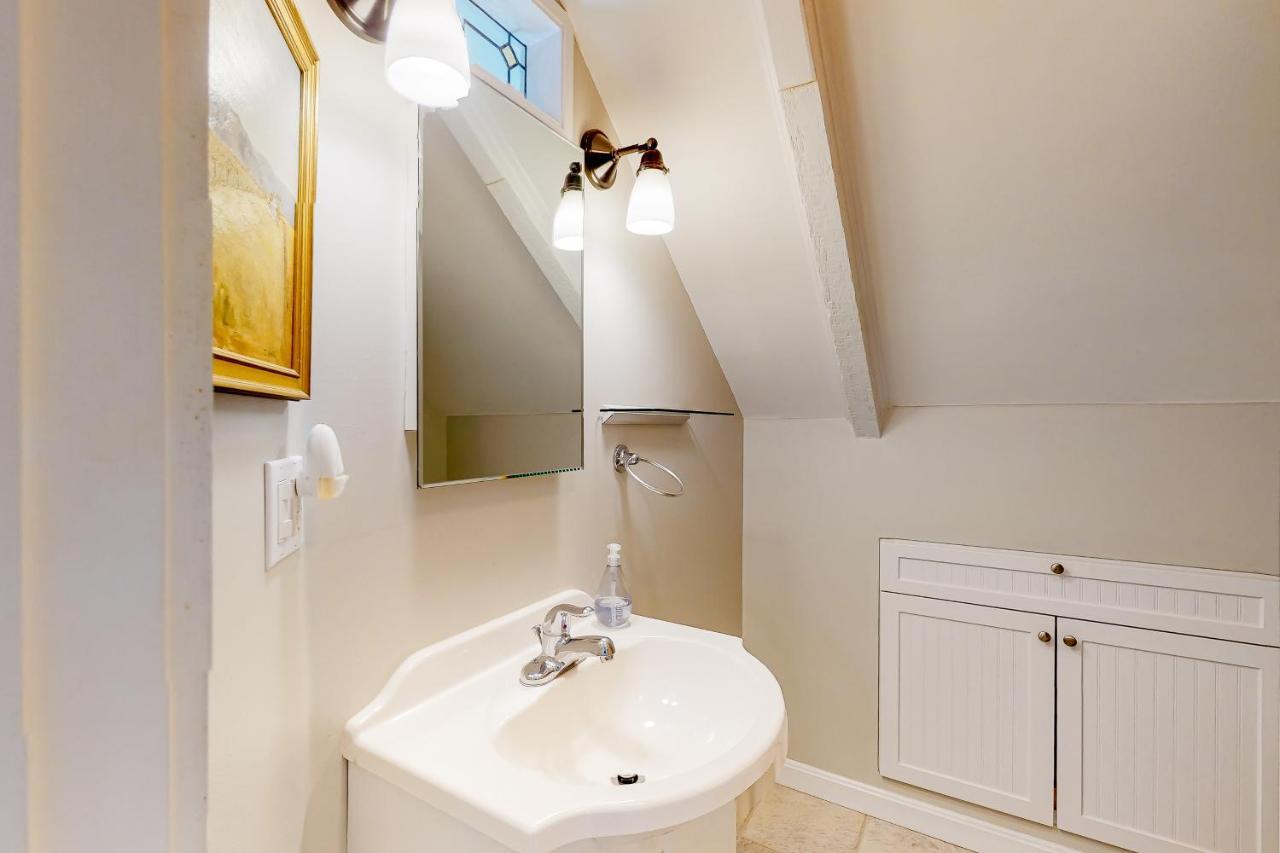 Historic Jewel Apartment Provincetown Exterior foto
